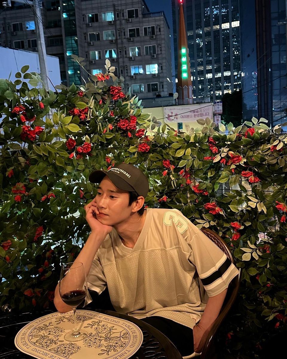 스트릿한 반팔티 미리 준비👕🔥@박성훈⁠ 이미지1