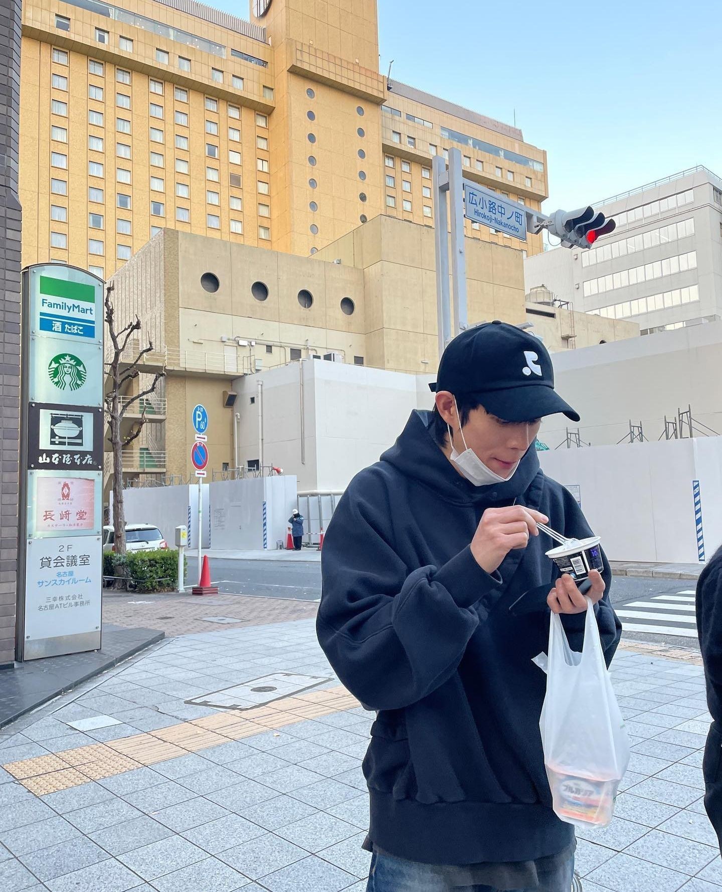 머리 안감고 꾸민척 쌉가능🧢⁠ 이미지4