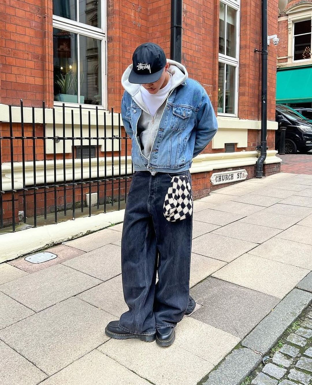 회색 후드집업은 필수지🥴 이미지7