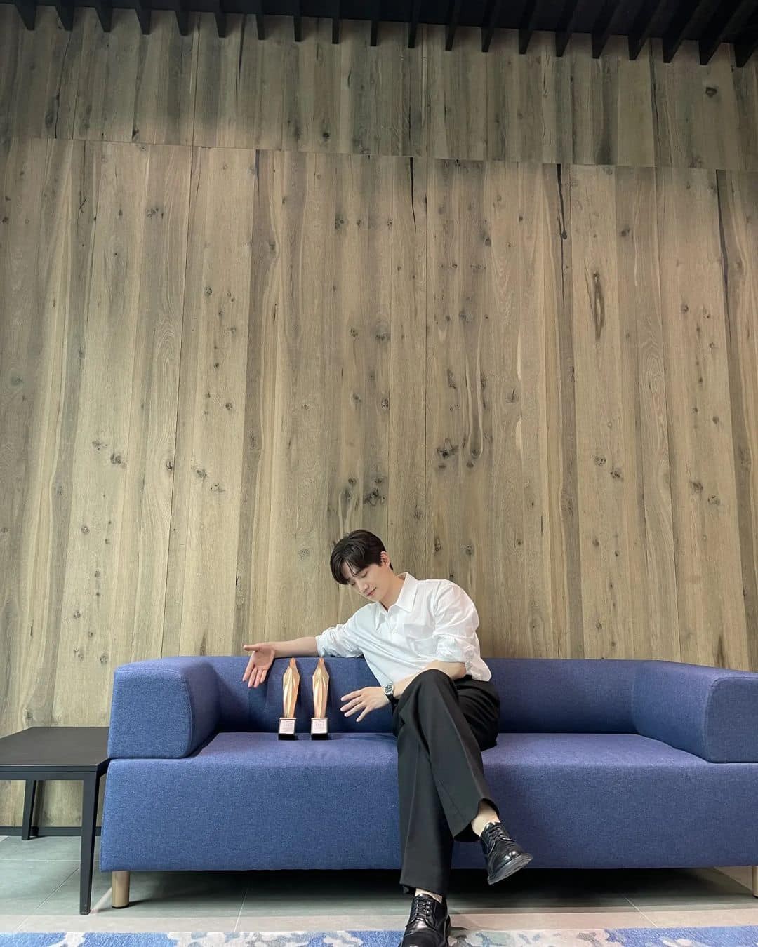 사계절 깔끔한 흰셔츠🥼⁠ 이미지6