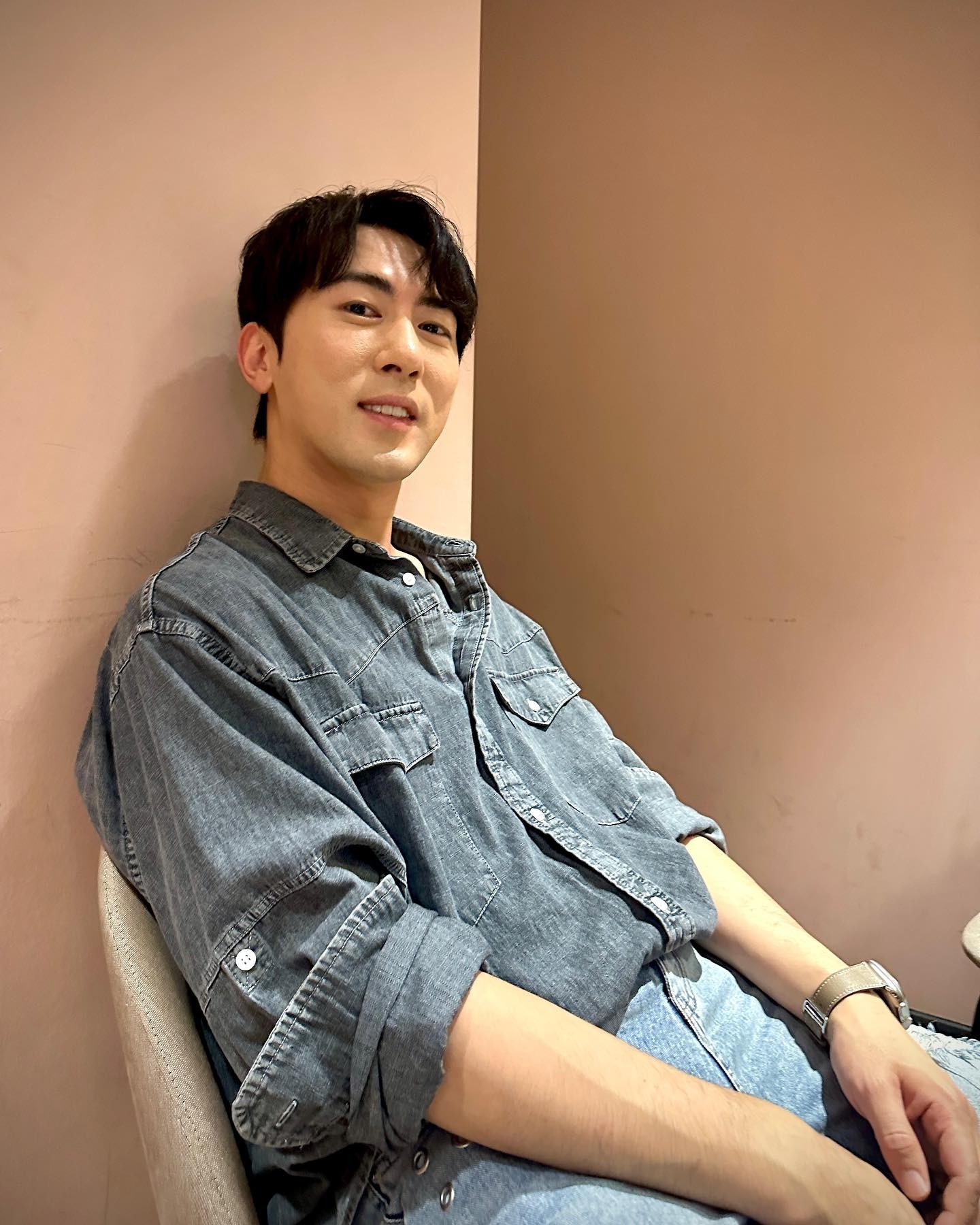 봄코디는 딱 원훈이형만큼만🌼🌺⁠ 이미지6