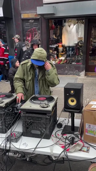 개힙한 스트릿 재즈 DJ🪩🎵⁠ 이미지
