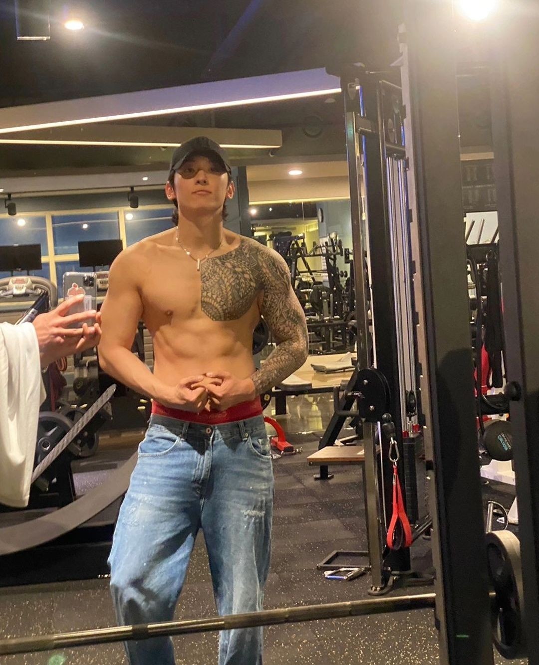 청바지 그냥 주워입자👖💪@덱스⁠ 이미지