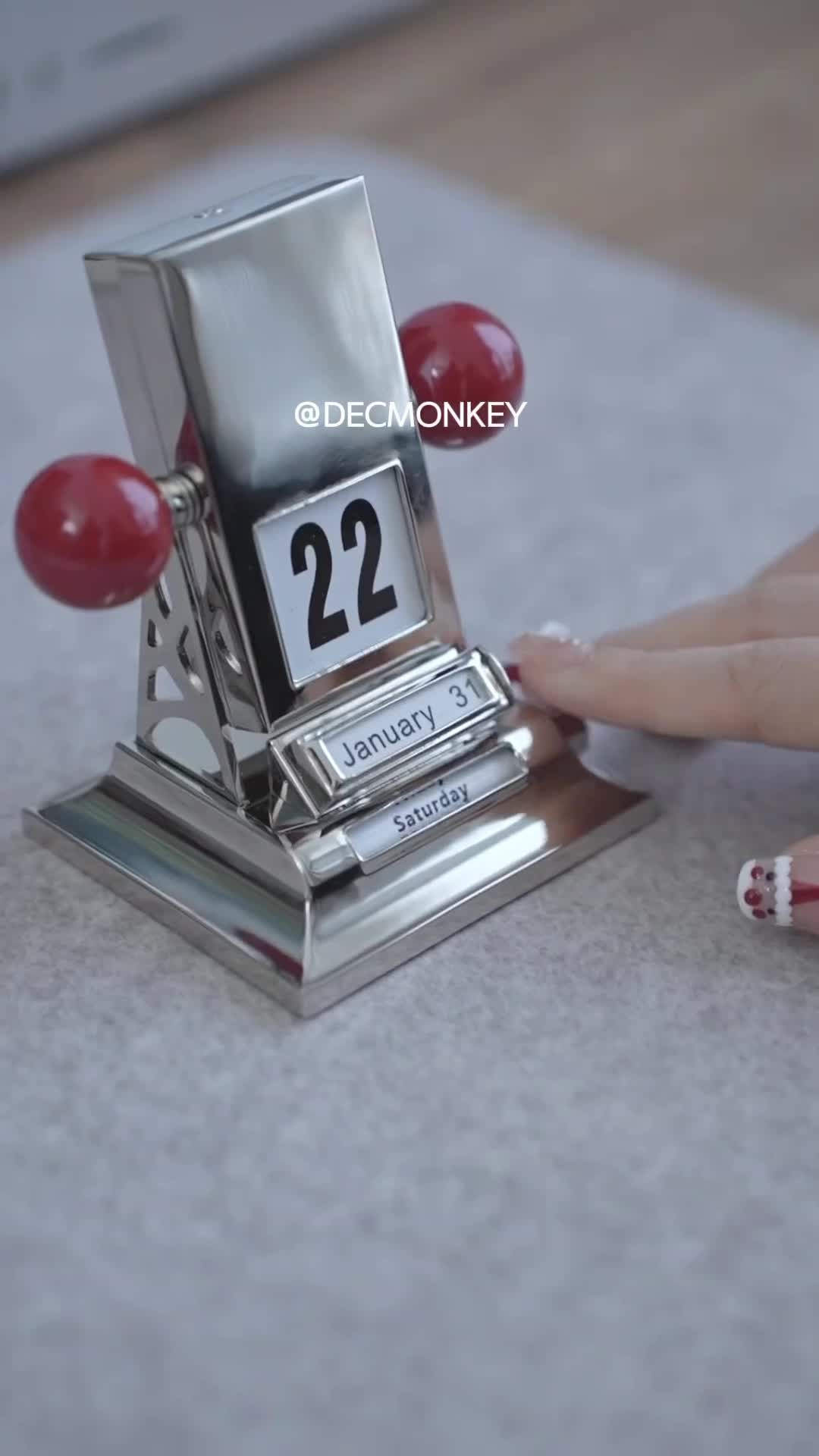 탐나는 빈티지 메탈 달력📅📎⁠ 이미지