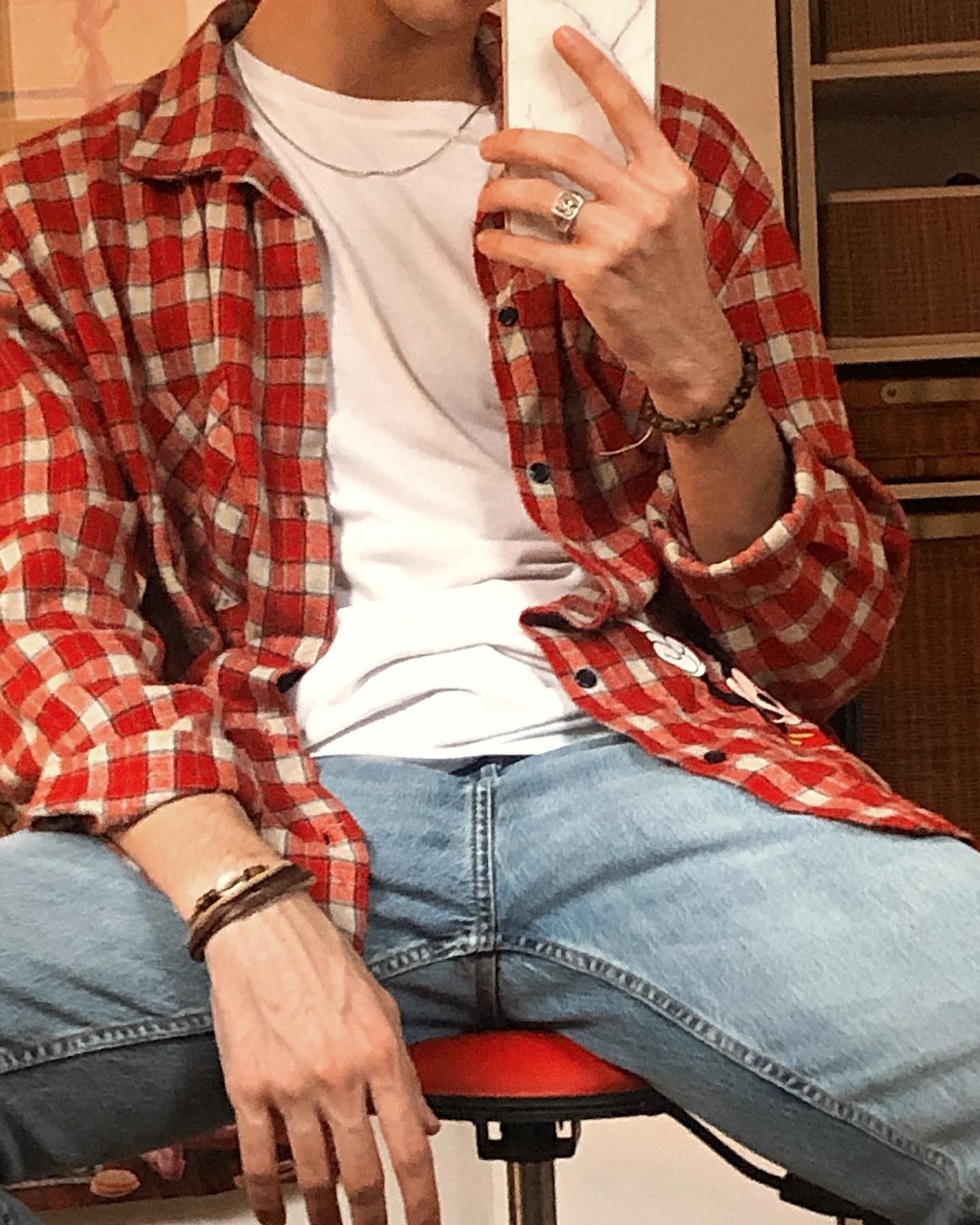 셔츠에 청바지면 꾸안꾸 끝👔👖⁠ 이미지3