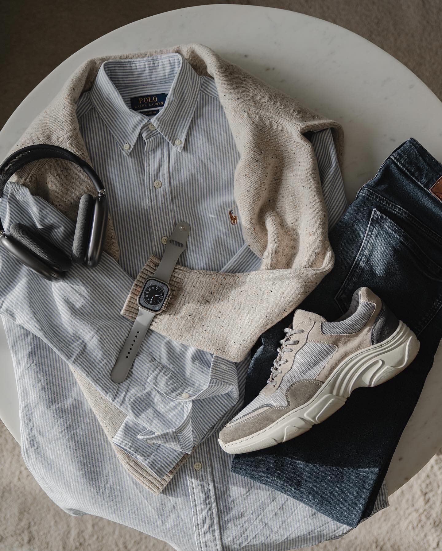 깔쌈한 셔츠 코디 모음🕴️🎧⁠ 이미지