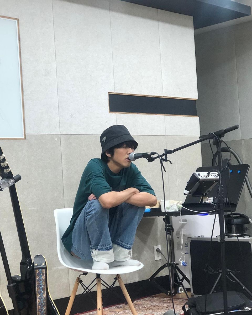 버킷햇 코디는 이승윤 참고🏕️🎤⁠ 이미지