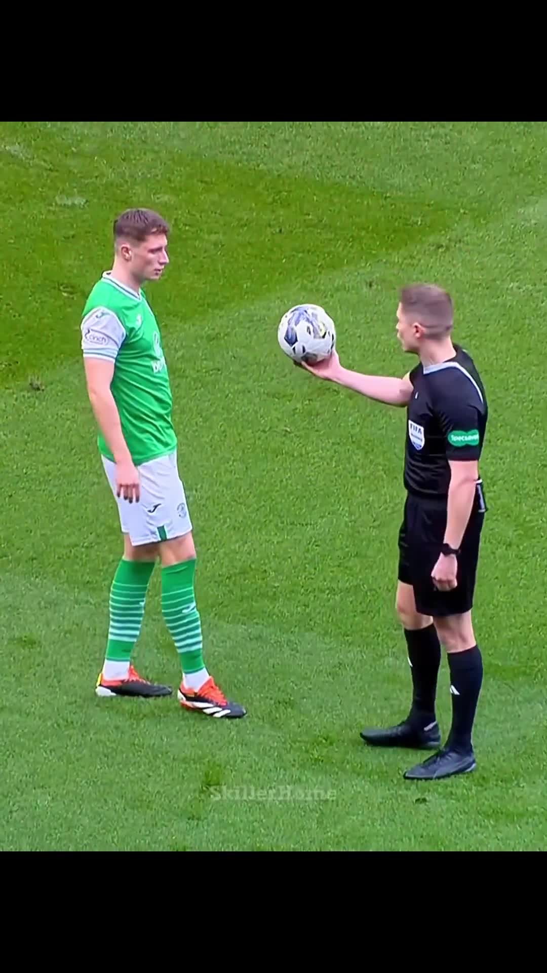 미스포츈⚽️🏴☠️ 이미지