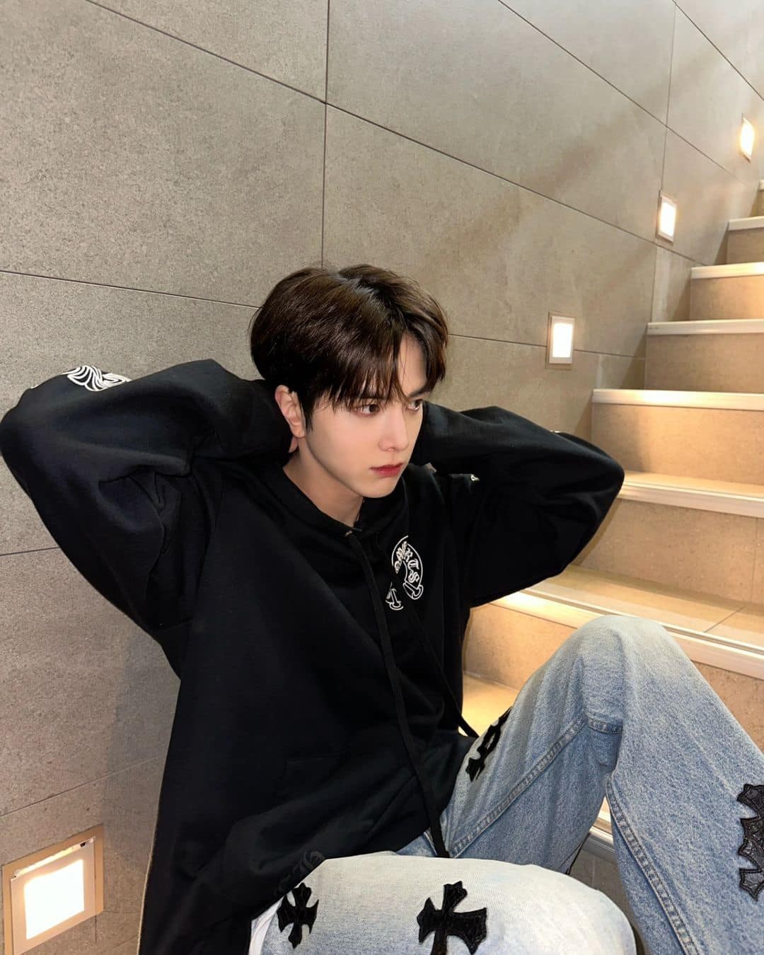 남돌도 즐겨하는 크롬데님👖✝️ 이미지3