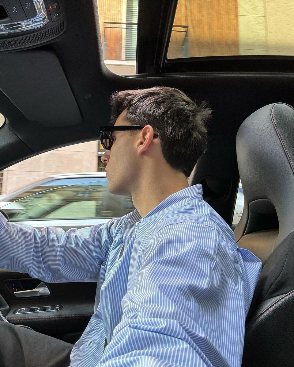 시원 시원한 스트라이프 셔츠👔⁠ 이미지