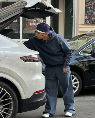 상하의 세트 버프 받죠?🔮⁠ 이미지