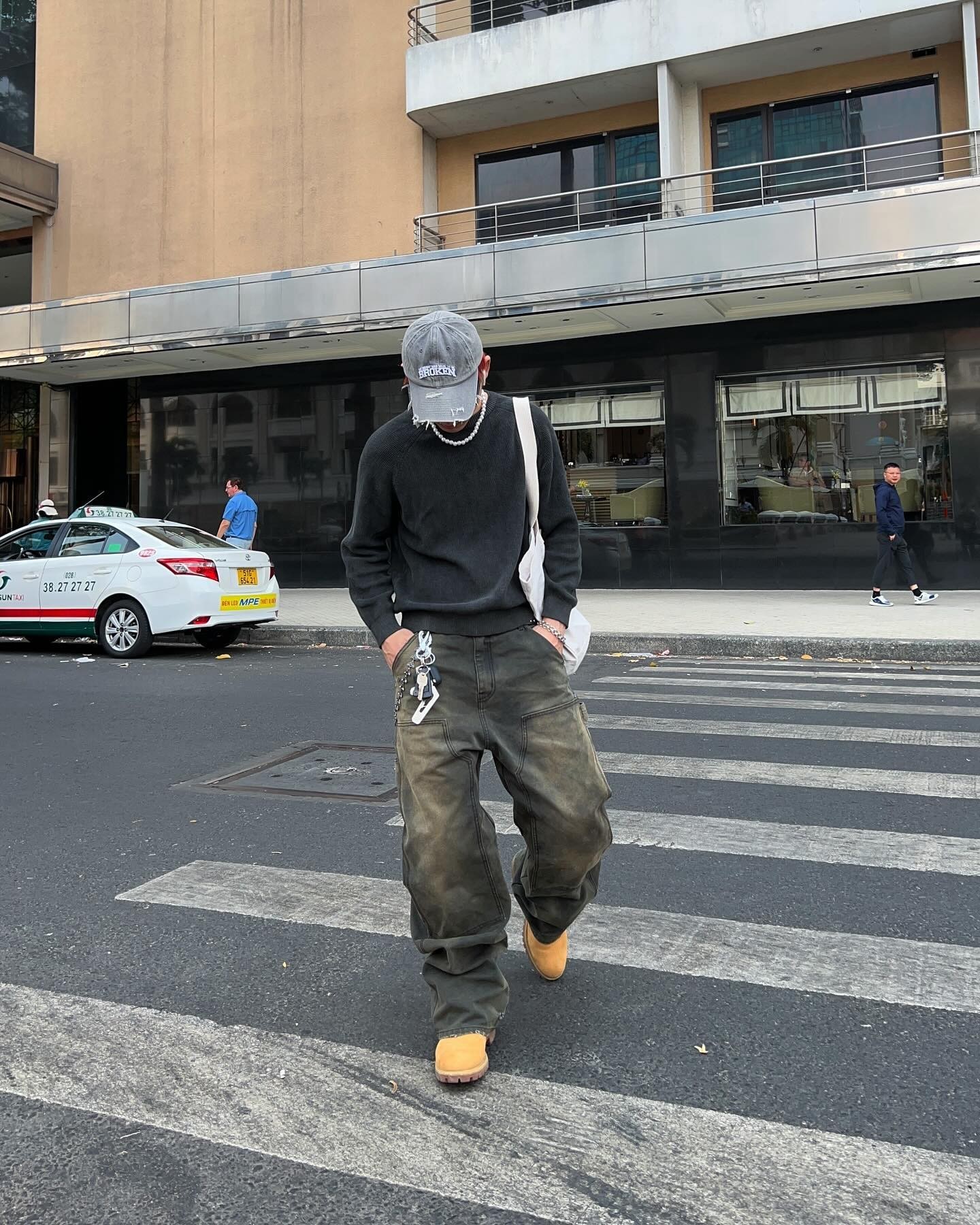 은근 끌리는 누리끼리 데님🍯⁠ 이미지