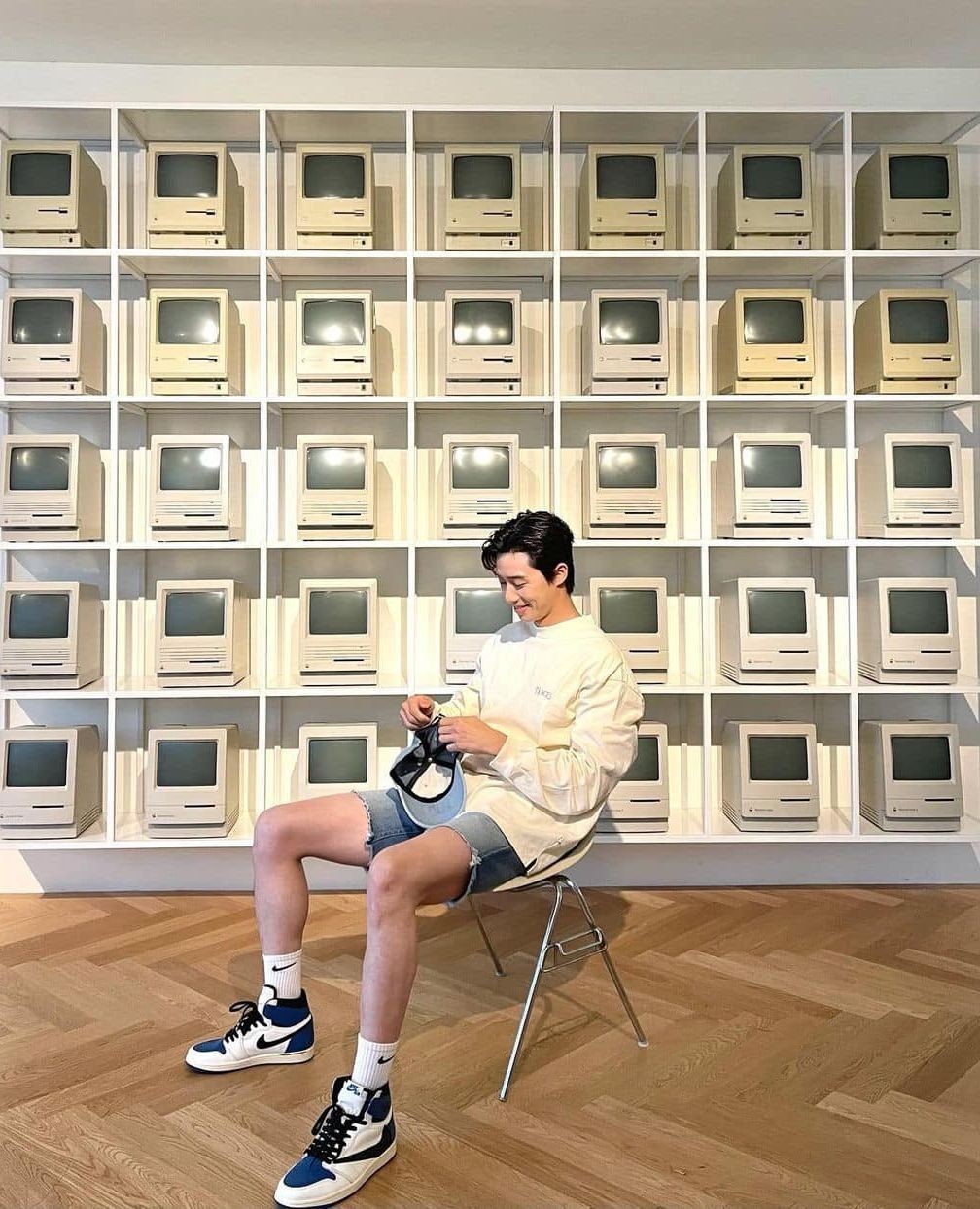 날 풀릴수록 땡기는 스캇조던🔥⁠ 이미지1