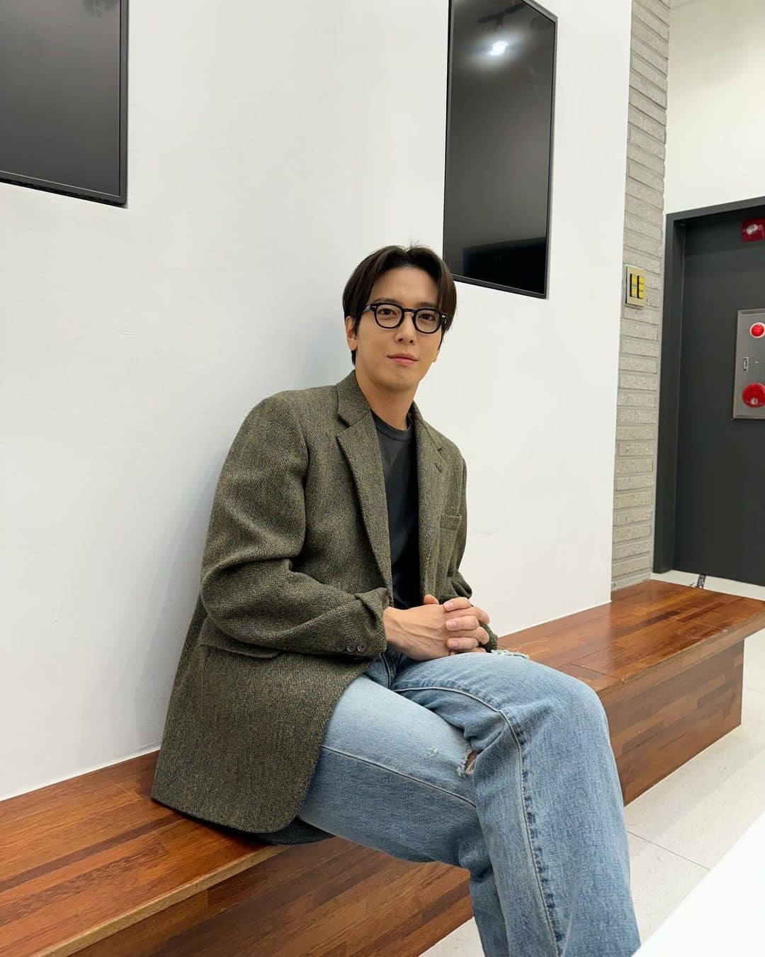 꾸안꾸엔 검정 뿔테😎⁠ 이미지