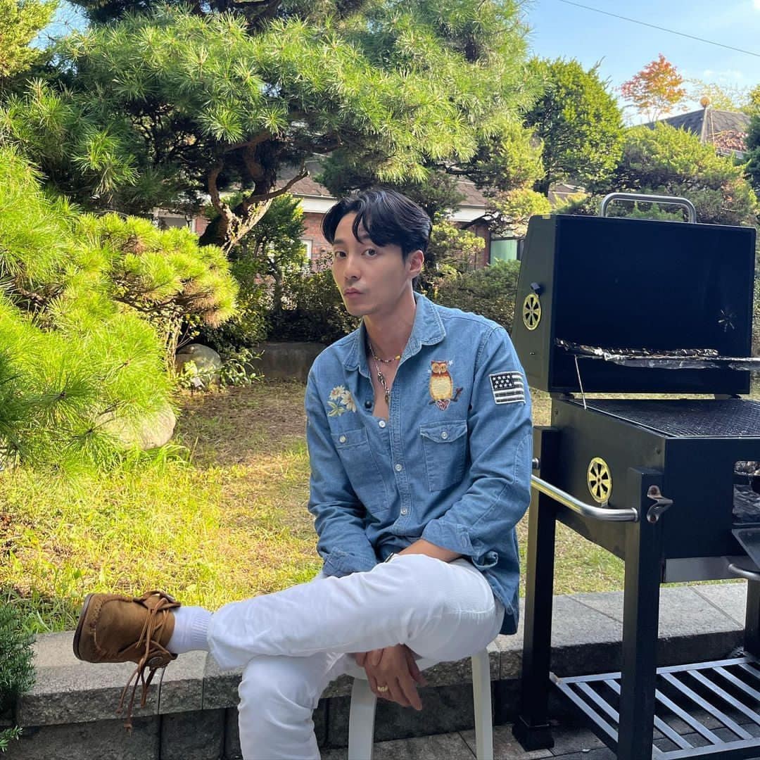 맑을 땐 흰바지로 고☀️⁠ 이미지7