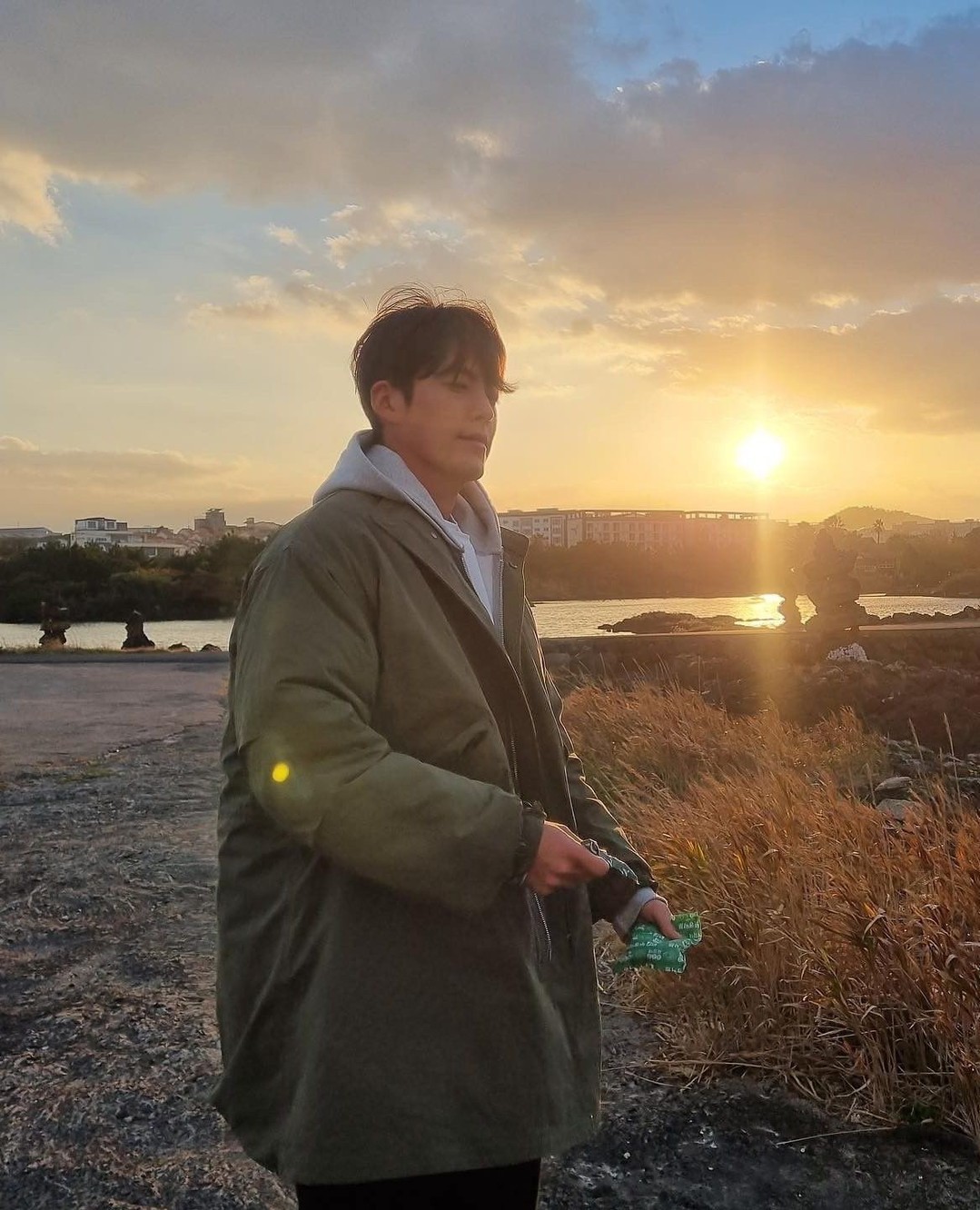 개파카 내피 때도 되겠지🧑‍🎤⁠ 이미지"