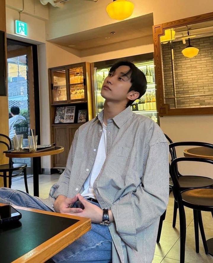셔츠는 오픈하고 입는 맛👔⁠ 이미지