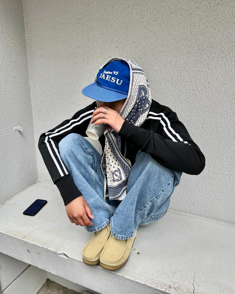 계절 지난 머플러 활용법🧣⁠ 이미지