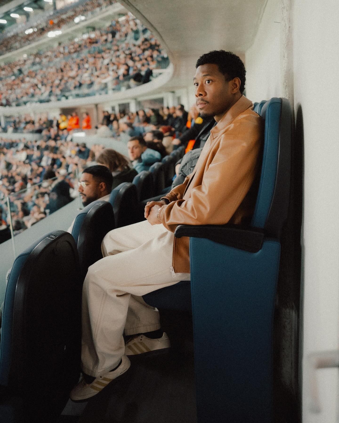 알라바의 아디다스 사랑⚽️📸⁠ 이미지
