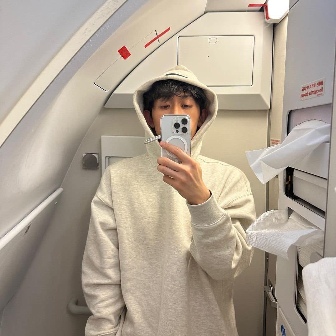 후드티는 무조건 넉넉하게👻⁠ 이미지