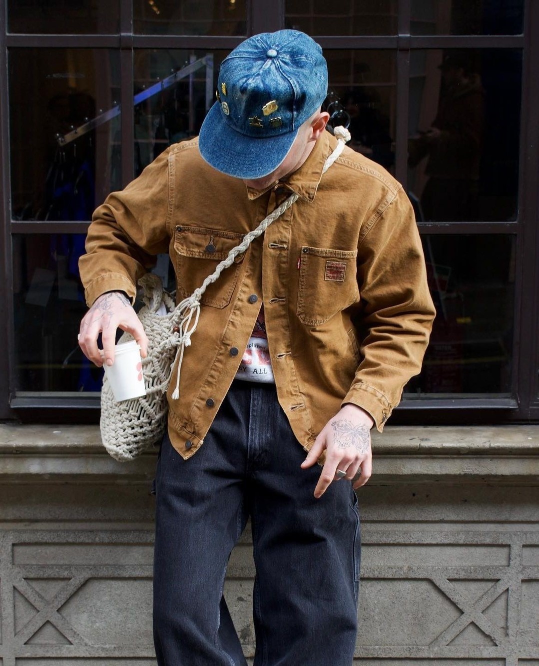 봄에도 브라운은 계속 입지🏈⁠ 이미지