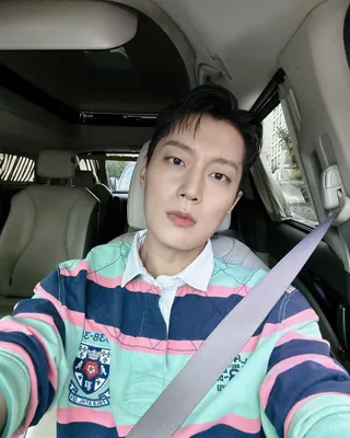 클래식한 럭비셔츠가 최고🏉👔⁠ 이미지"