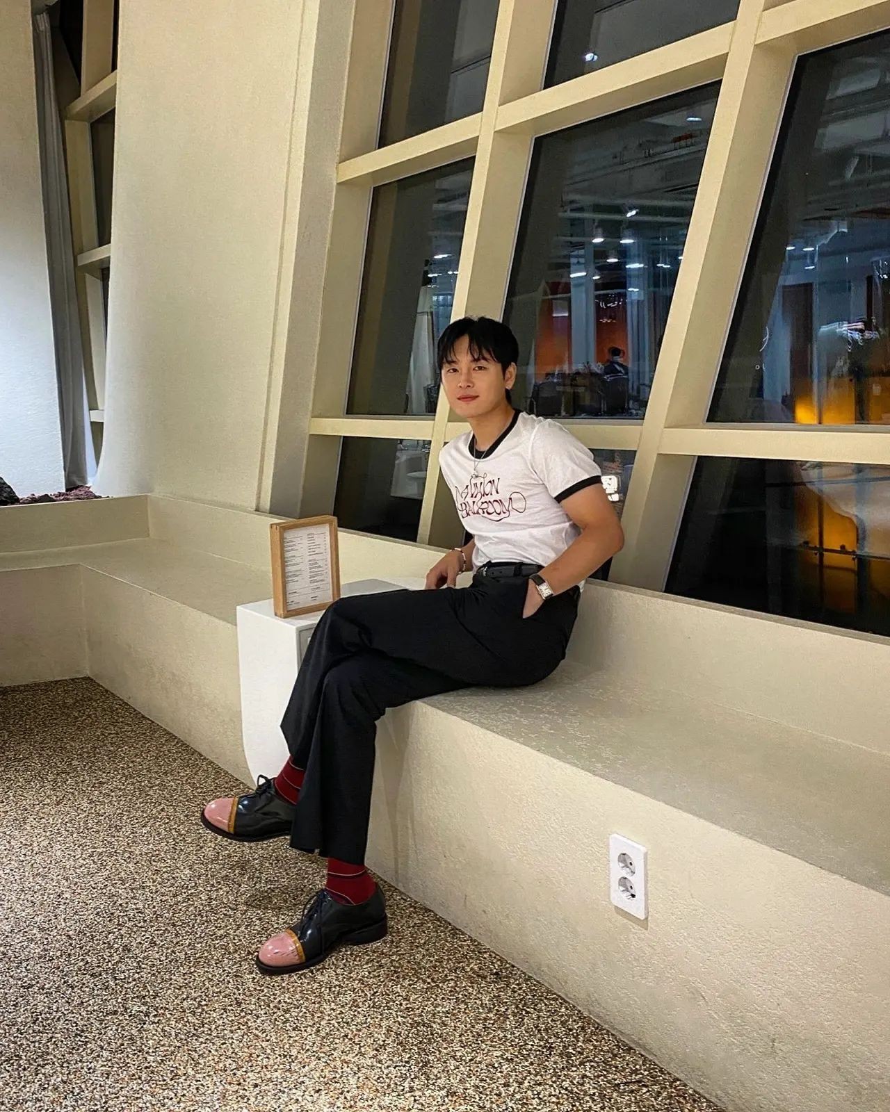 은근 남친룩 장인🎸🐒@김도형⁠ 이미지3