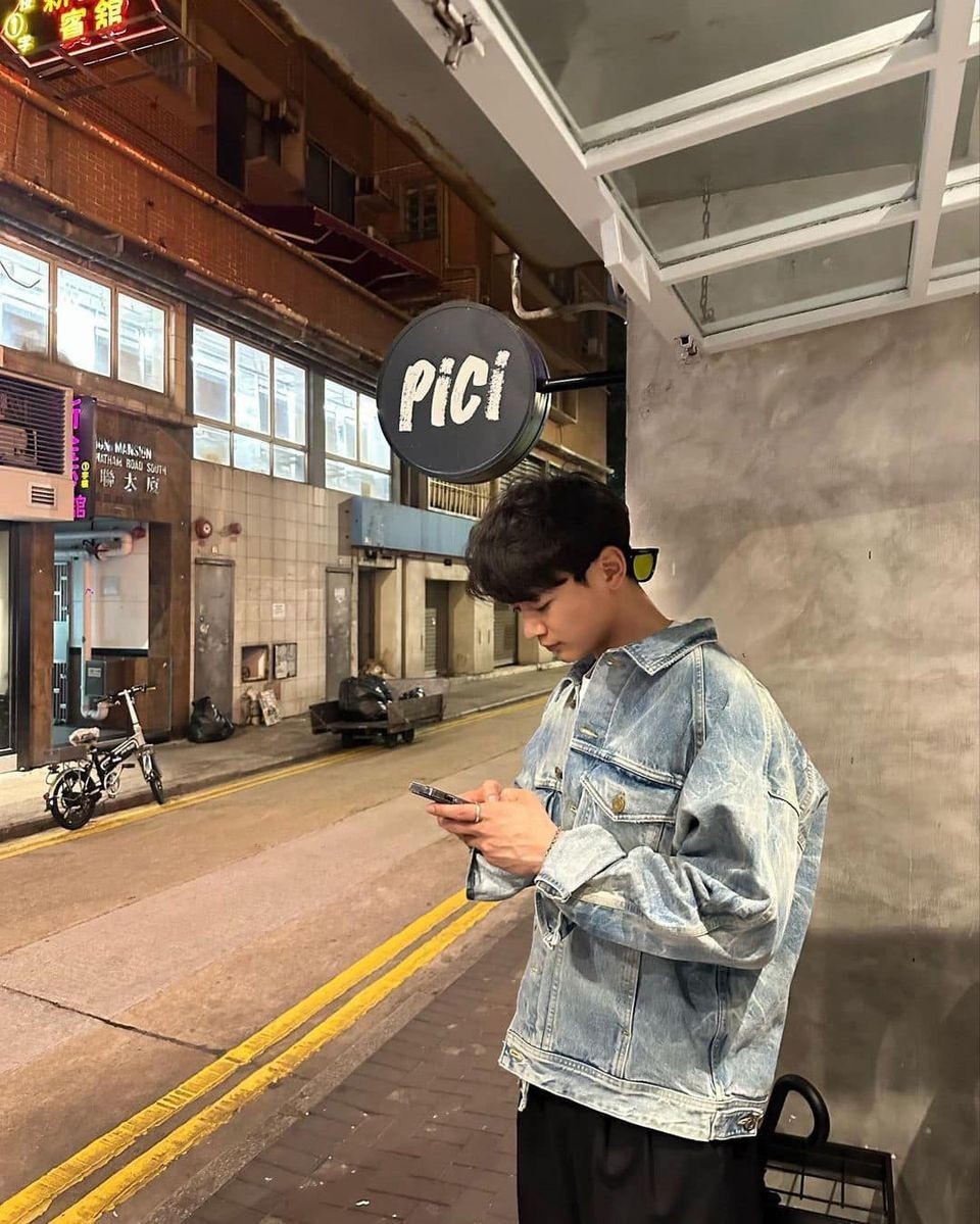 청자켓 근본은 블루🐟⁠ 이미지
