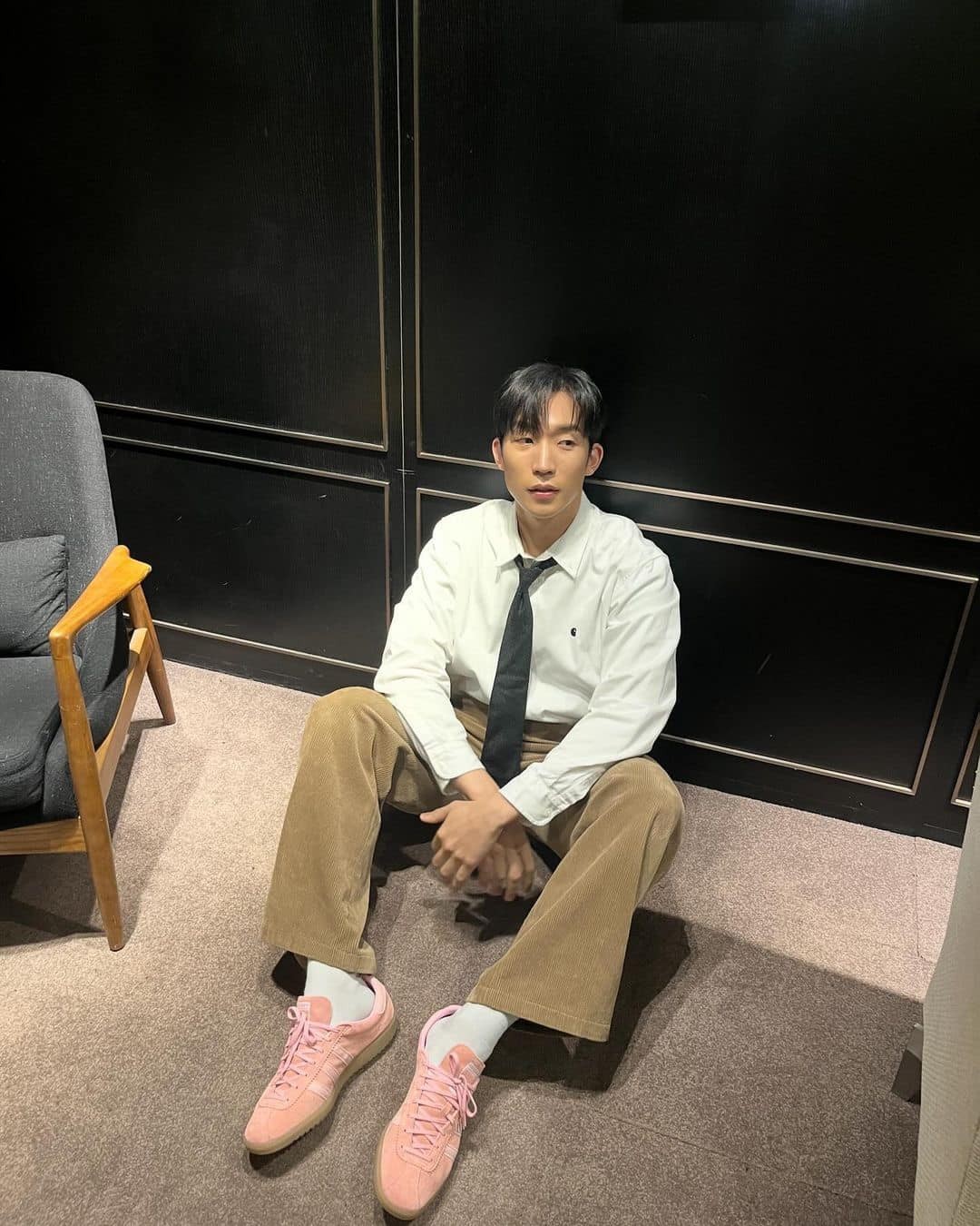 사계절 깔끔한 흰셔츠🥼⁠ 이미지3