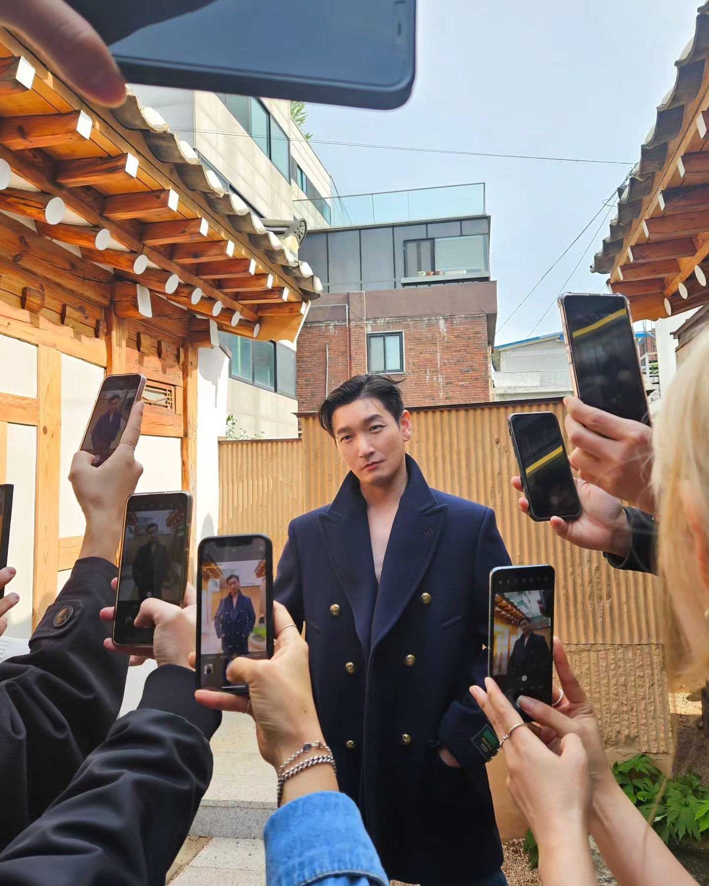 미니멀한 캐주얼룩👔🕴️@조승우⁠ 이미지6
