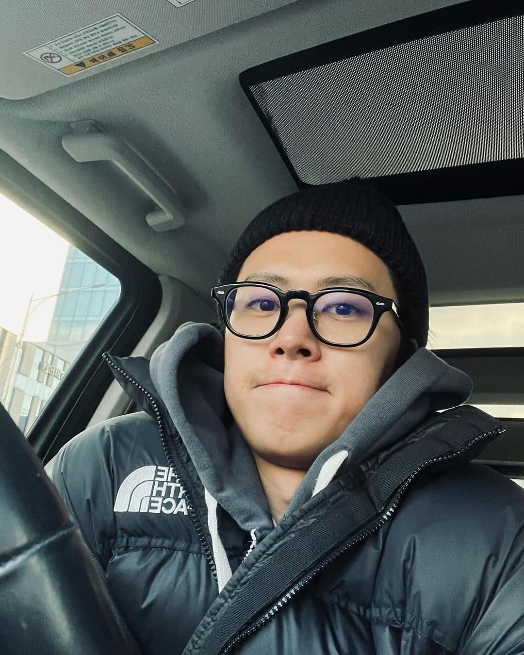 꾸안꾸엔 검정 뿔테😎⁠ 이미지5