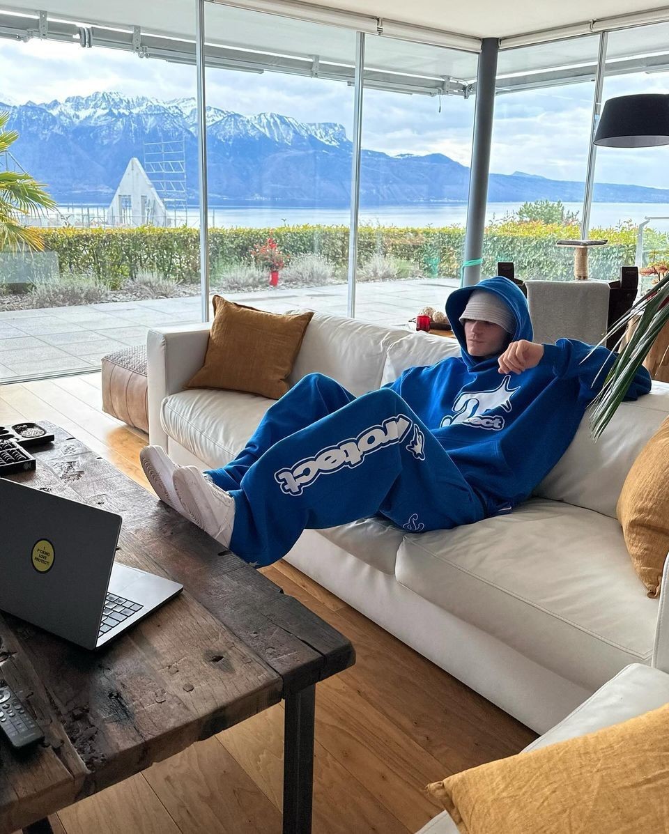 느긋하게 후드셋업🦝⁠ 이미지