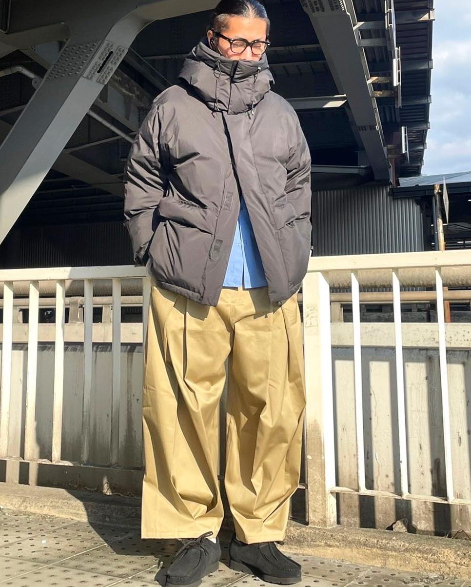 산뜻하게 코디하는 베이지 면바지🥐 이미지3