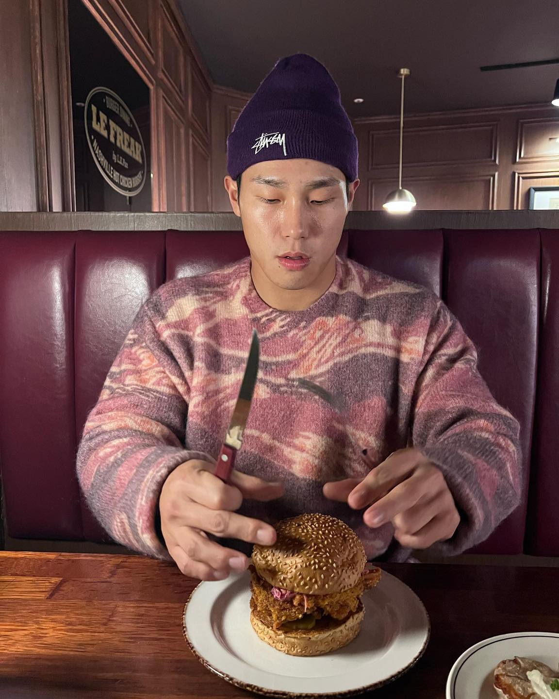 두꺼운 옷으로도 가려지지 않는 코리안 아이언맨 윤성빈🛷💪 이미지