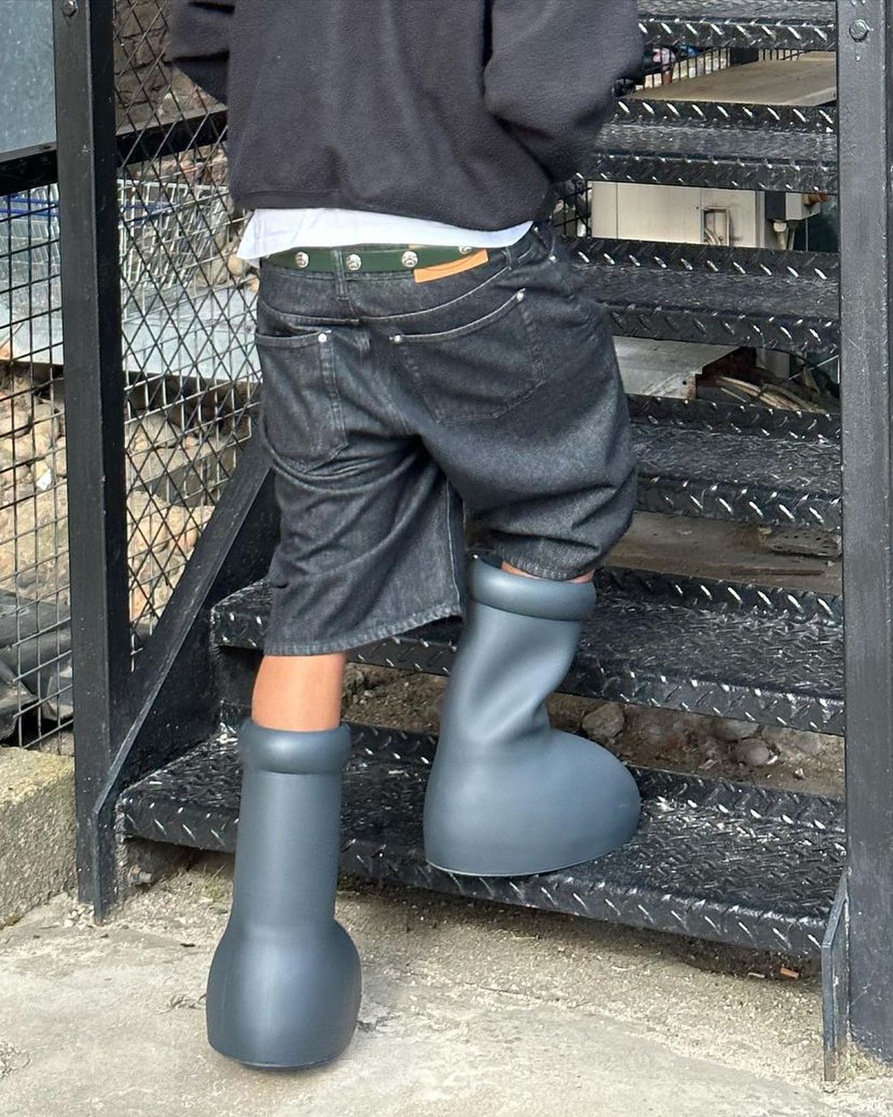 MSCHF 부츠⚫️🔊블랙 출시 예정 이미지2