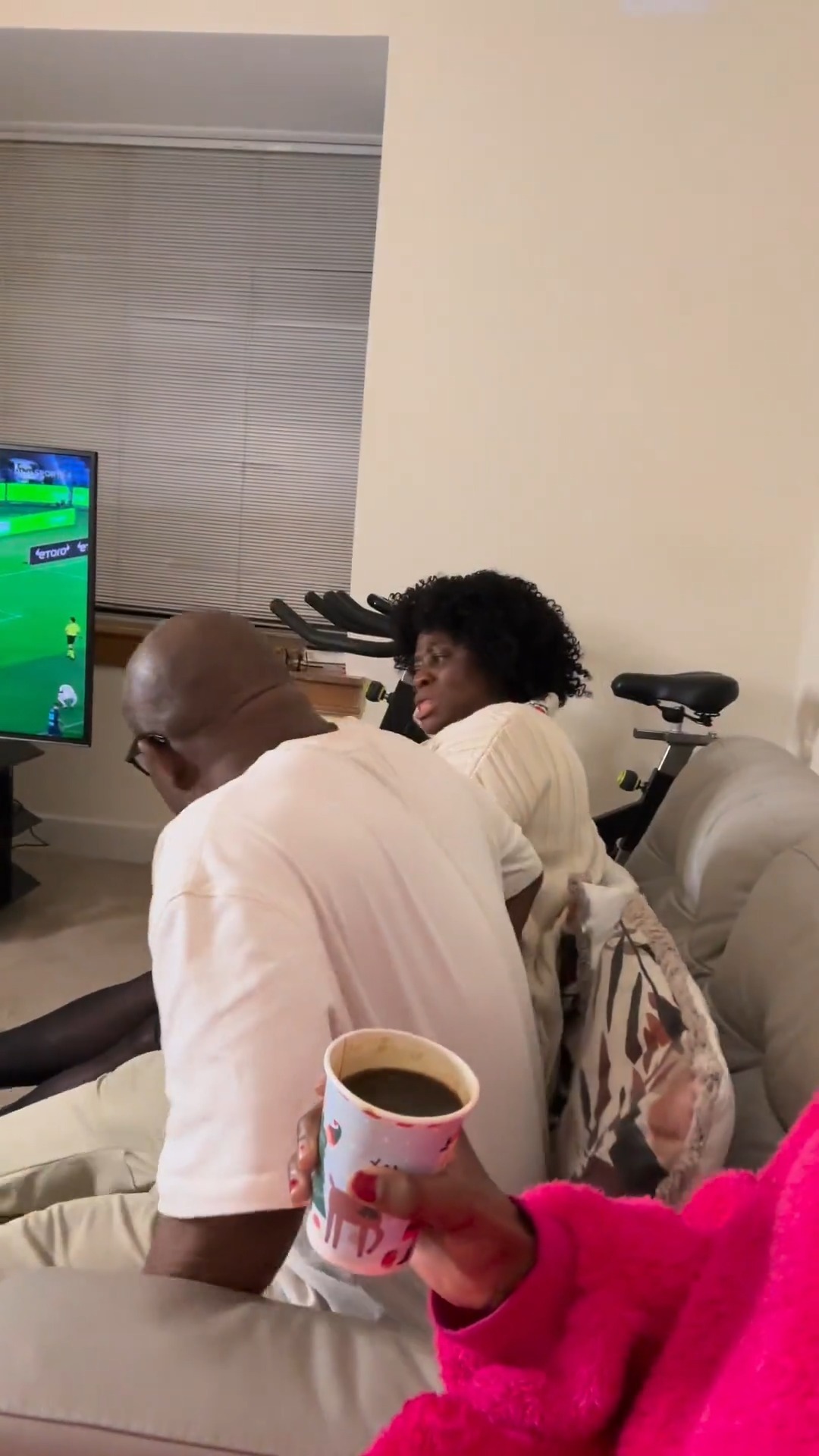 그렇게 부부싸움은 시작됐어😭 이미지