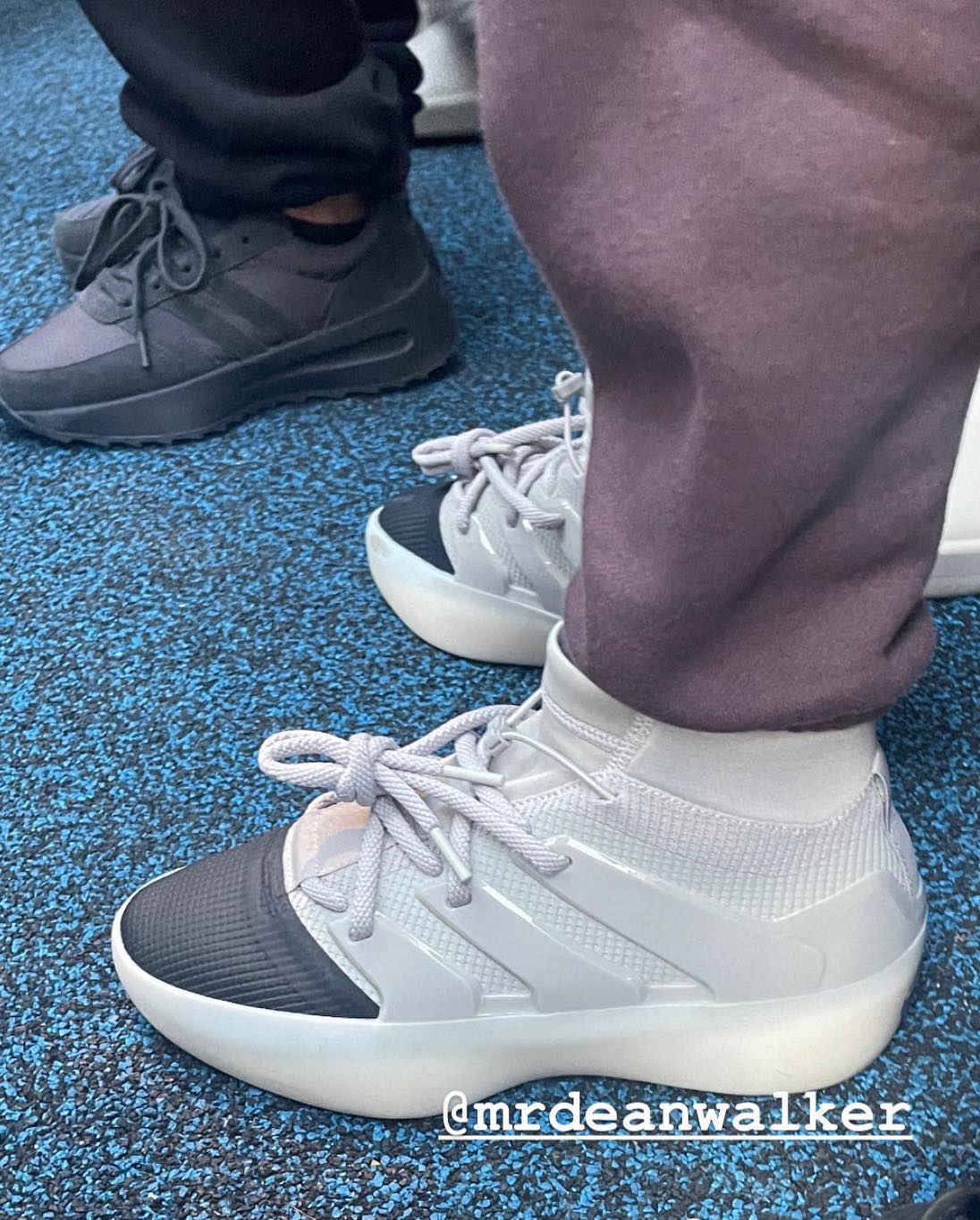 피오갓x아디다스 이번엔 농구화🏀 이미지8