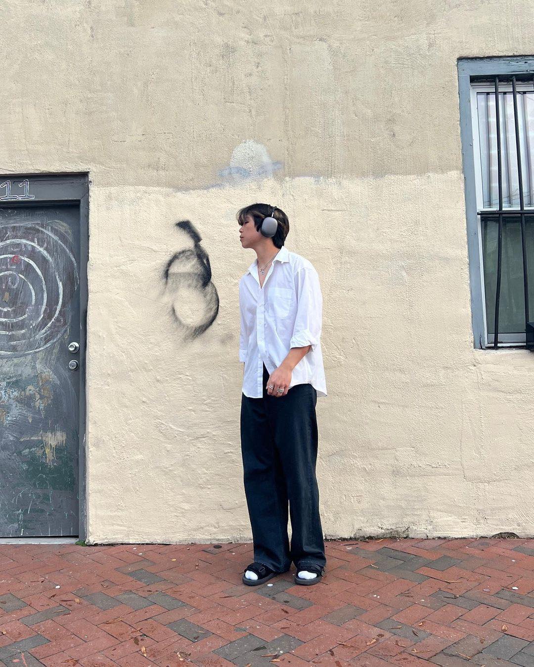 남자 여름은 모나미가 정답이다...✍🏻 이미지