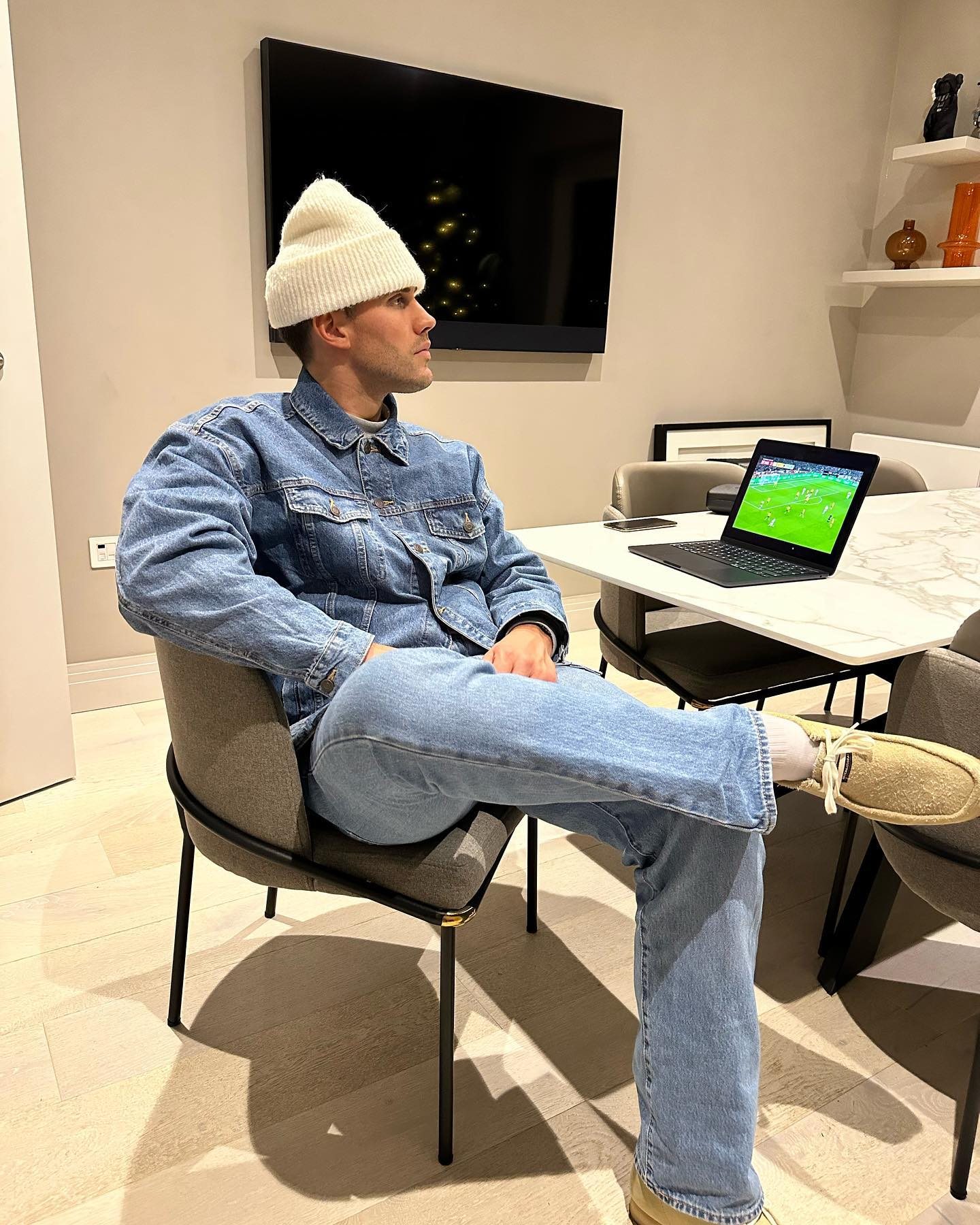 남자 국밥 슈즈 왈라비🦔 이미지