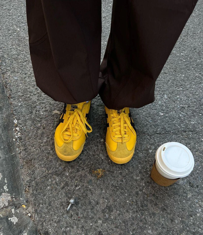 끌리는 오니츠카 노랑맛 비주얼🍯 이미지2