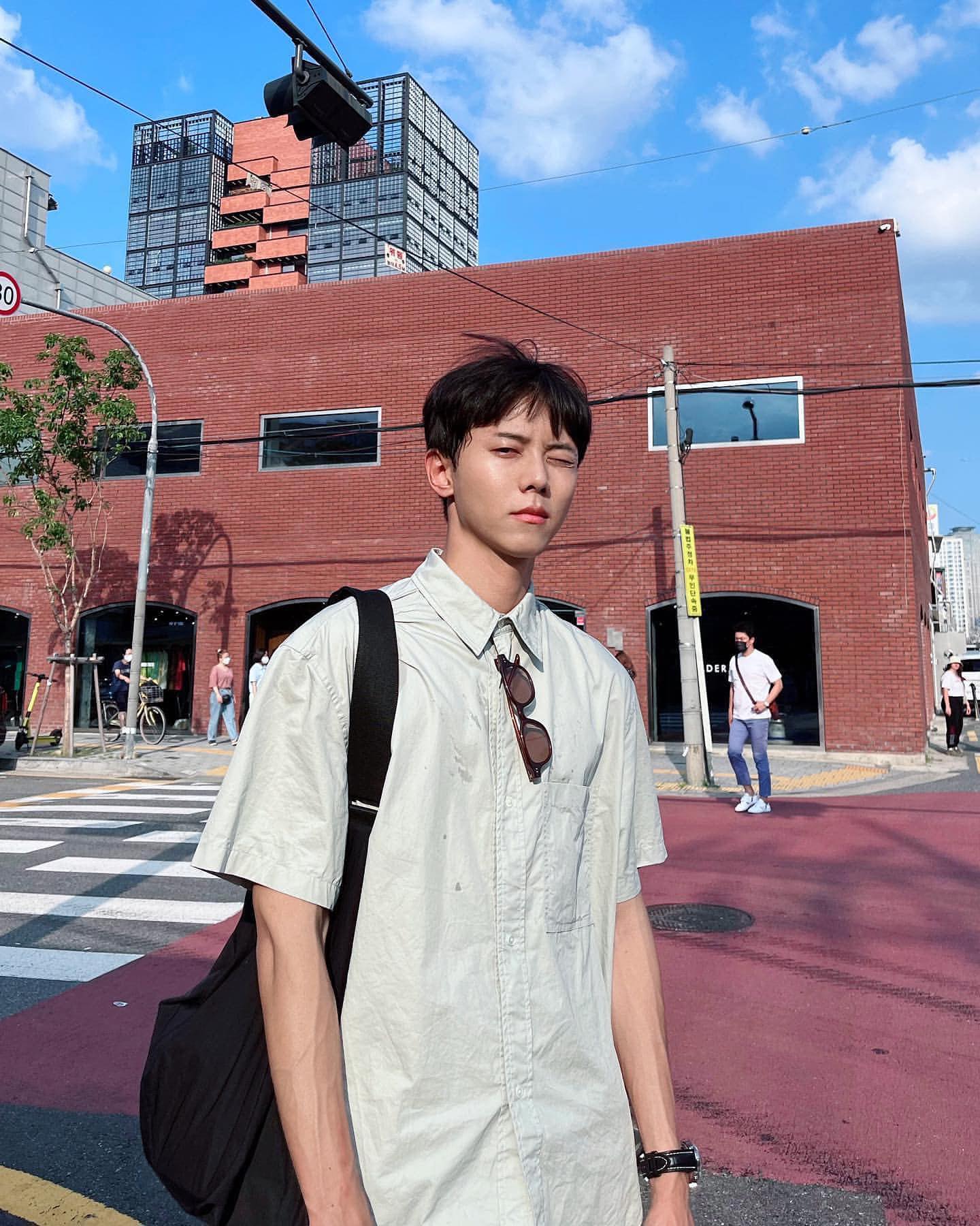 반팔셔츠 준비완료 했지?💯 이미지