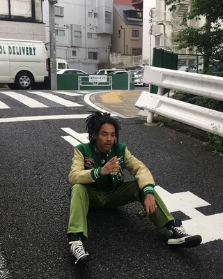 초록한 봄에는 그린 포인트로🍀 이미지"