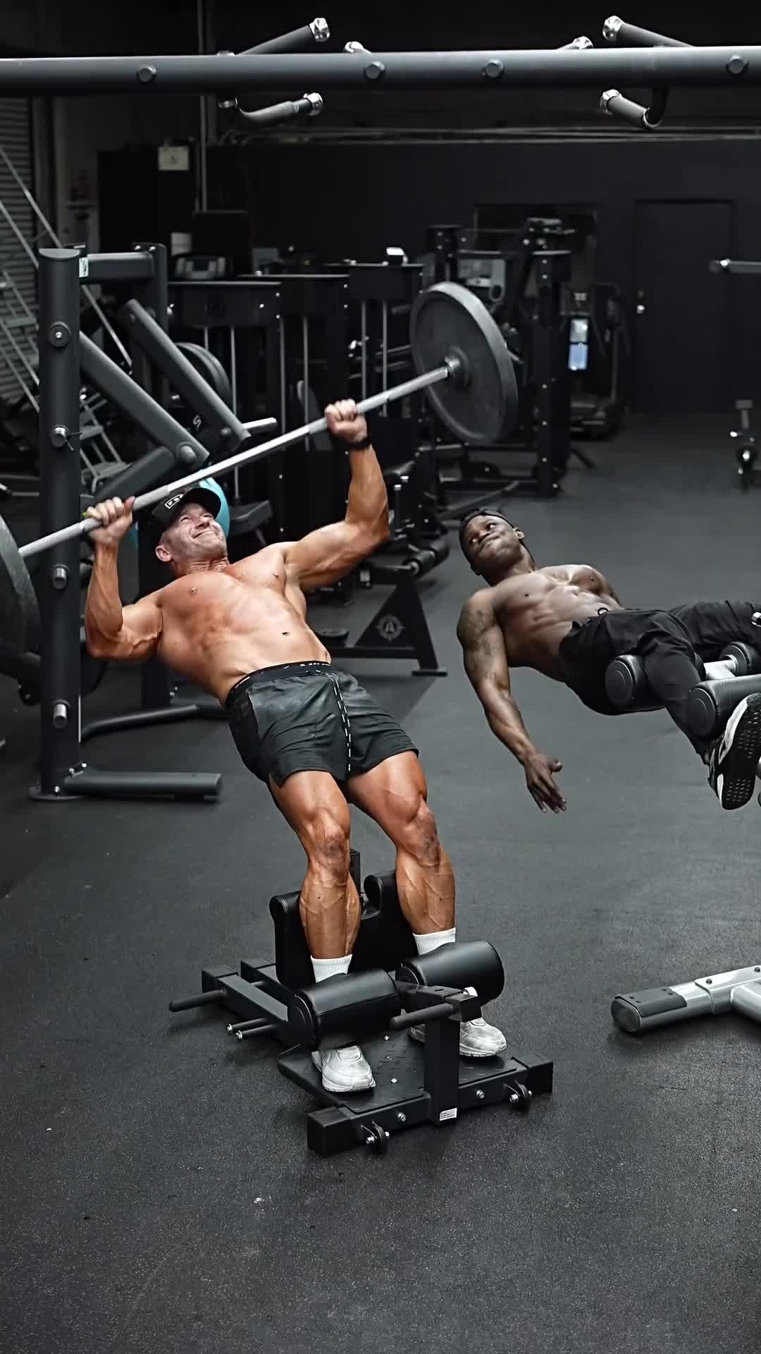 친구랑 같이 운동할거면 이정도는..💪🏋️ 이미지