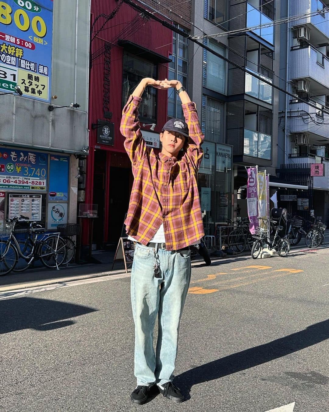손이 자주 가는 체크셔츠👔🤓⁠ 이미지2