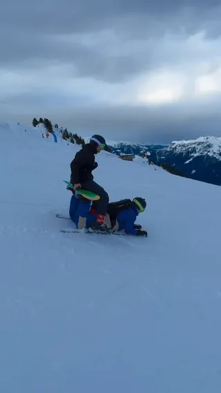 둘이서라면 할 수 있는 개 쩌는 스키보딩⛷️🏂@이거 준비해와 이미지