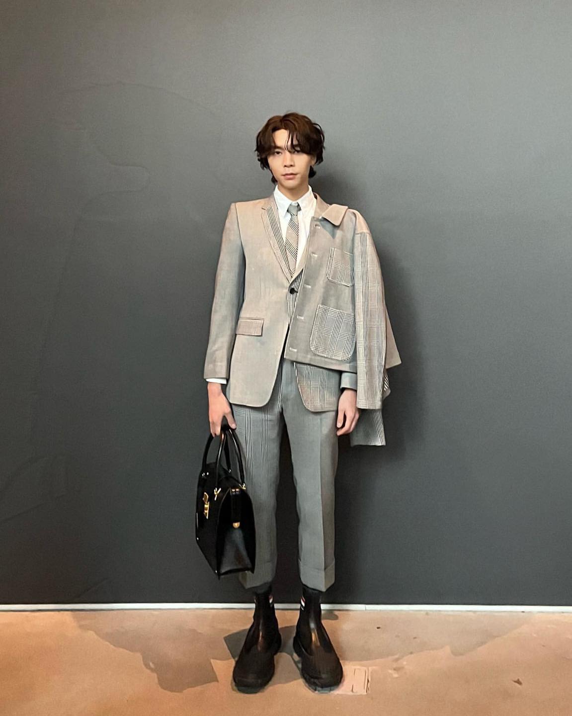 NCT 쟈니의 톰브 소화력👔 이미지5