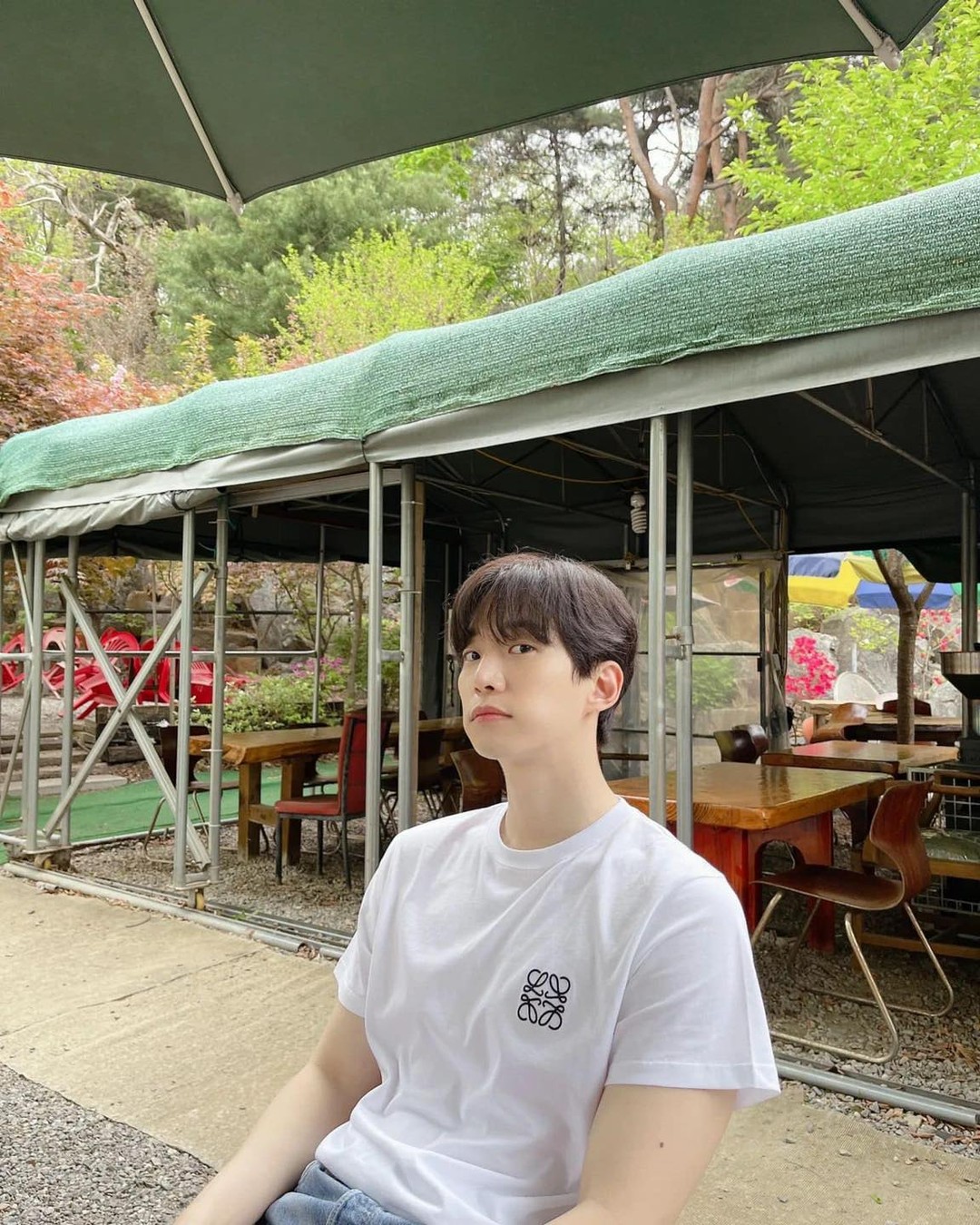 질릴수가 없는 흰티셔츠🐼 이미지