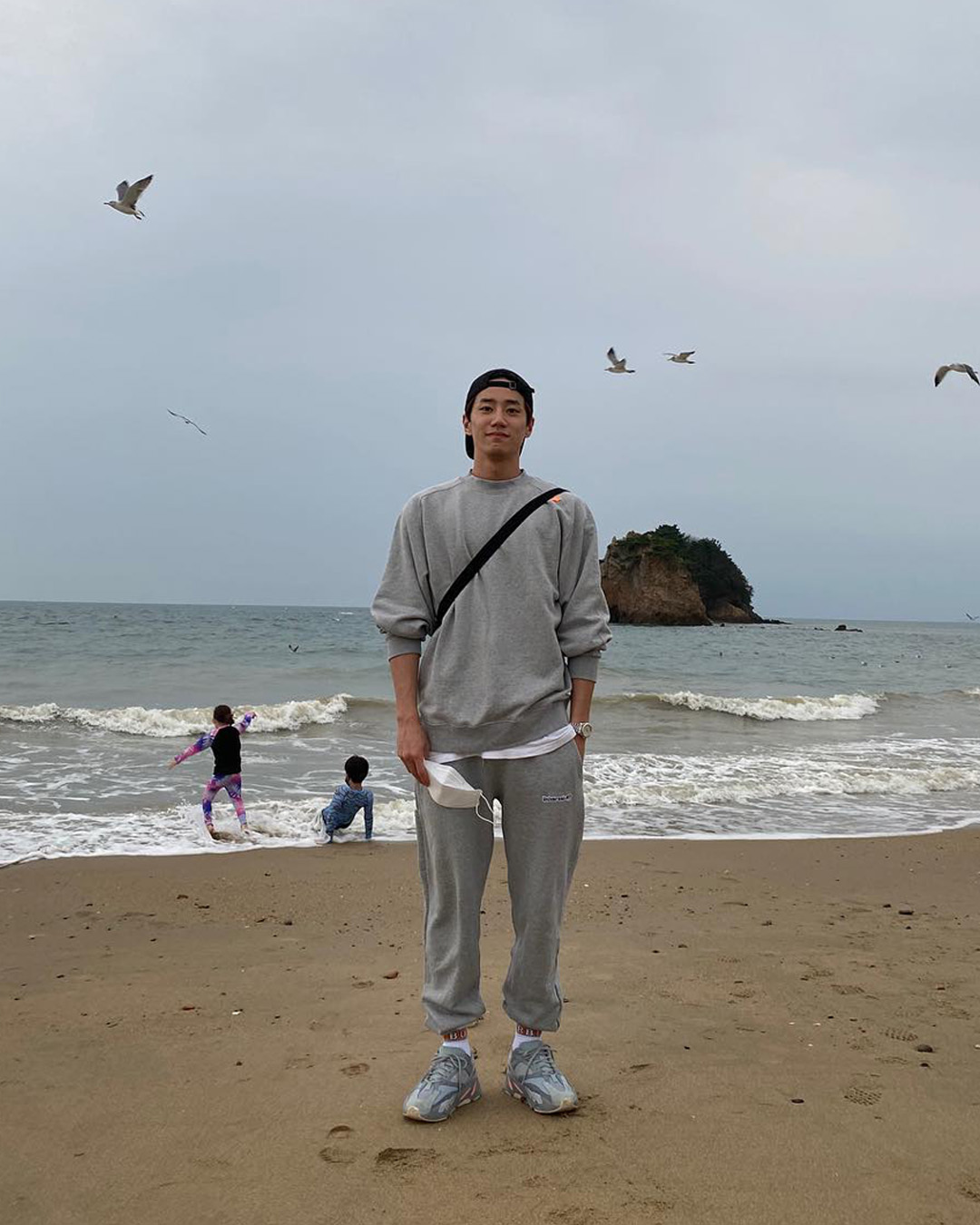 다가오는 봄 남친룩은 이준영 참고📸🌼 이미지5