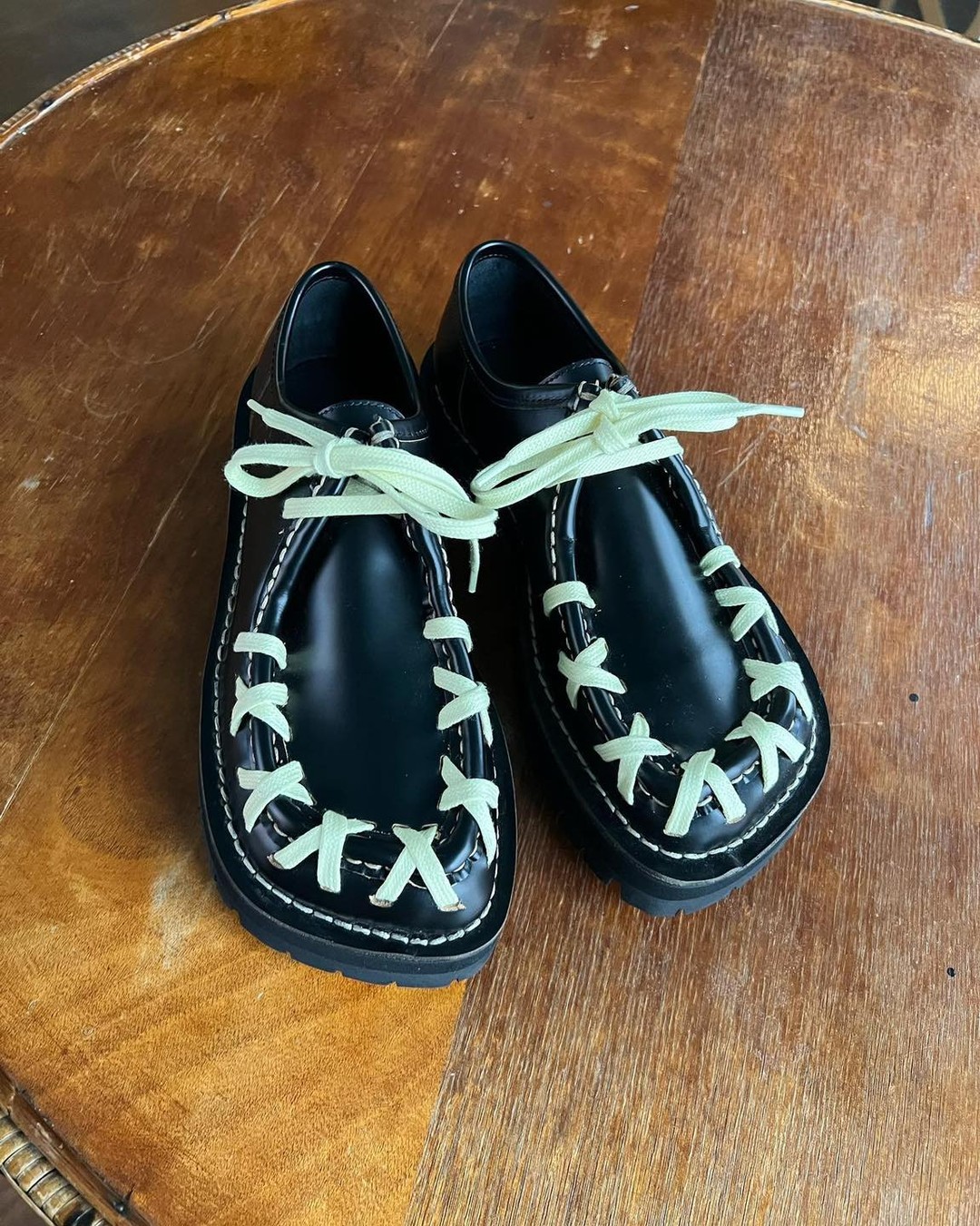 유니크한 배색의 캠퍼 슈즈🎨 이미지7