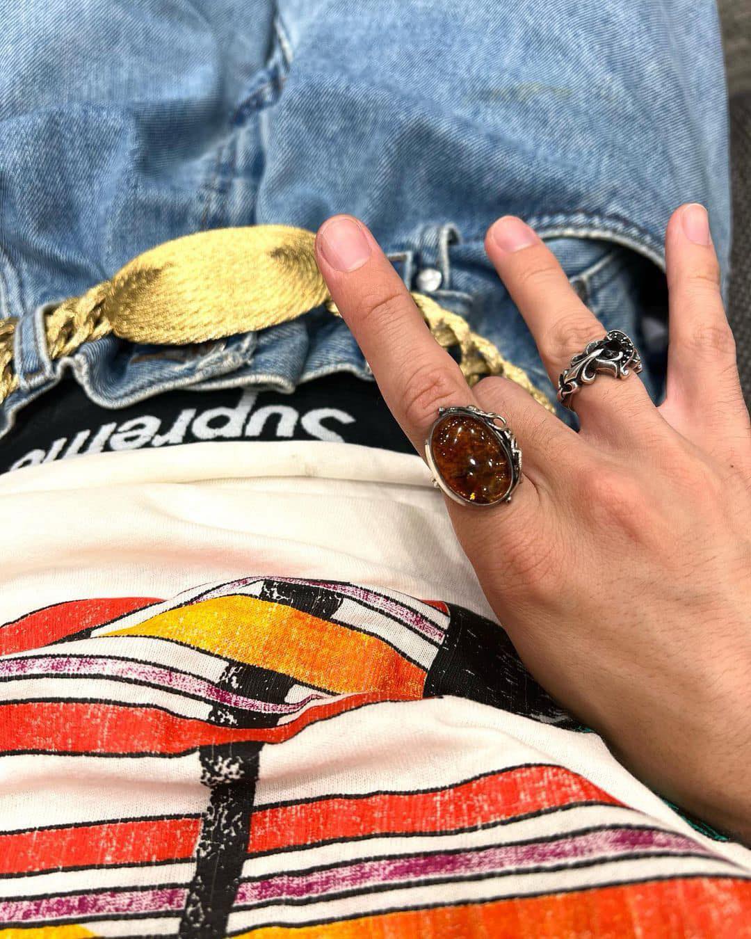 검정 슈프림 빤스로 대동단결🥷 이미지6